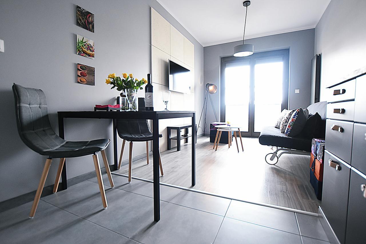 Designomania Apartments - Przedwiosnie 2A คราคูฟ ภายนอก รูปภาพ